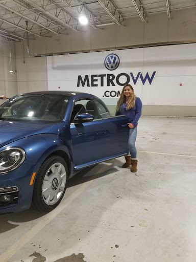 Volkswagen Dealer «Metro Volkswagen», reviews and photos, 2035 W Airport Fwy, Irving, TX 75062, USA