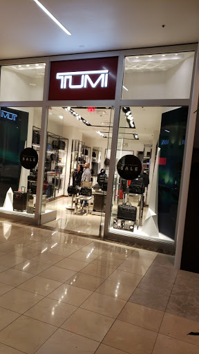 TUMI Store - Roseville