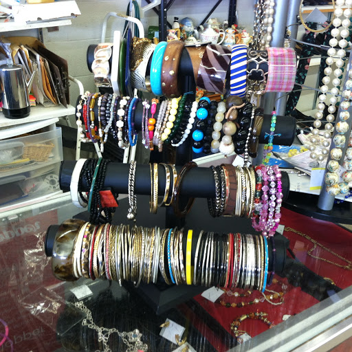 Thrift Store «Thrifty Shopper», reviews and photos, 112 E Manlius St, East Syracuse, NY 13057, USA