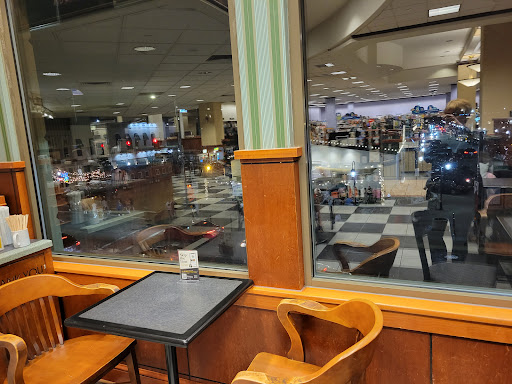 Book Store «Barnes & Noble», reviews and photos, 47 E Chicago Ave, Naperville, IL 60540, USA