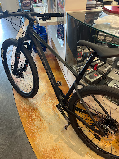 Bicycle Store «Cycle World Miami», reviews and photos, 8476 SW 40th St, Miami, FL 33155, USA