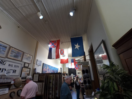 History Museum «Old Court House Museum», reviews and photos, 1008 Cherry St, Vicksburg, MS 39183, USA