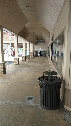 Outlet Store «Tanger Outlet Blowing Rock», reviews and photos, 278 Shoppes on the Parkway Rd, Blowing Rock, NC 28605, USA