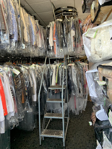 Dry Cleaner «Any Garment Cleaners», reviews and photos, 181 US-1, Metuchen, NJ 08840, USA