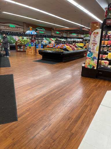 Supermarket «Payless Foods», reviews and photos, 1609 E Main St, Freeland, WA 98249, USA