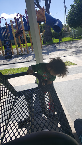 Park «Grove Mini Park», reviews and photos, NW 15th Ave & NW 8th Street, Miami, FL 33125, USA