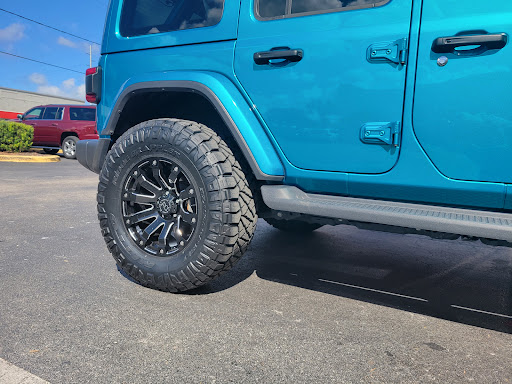 Tire Shop «Chucks Tire & Automotive», reviews and photos, 600 S Collins St, Plant City, FL 33563, USA