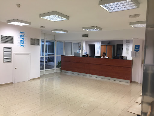 Información y opiniones sobre Adeslas Salud de Alicante (Alacant)