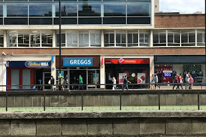 Greggs East Croydon