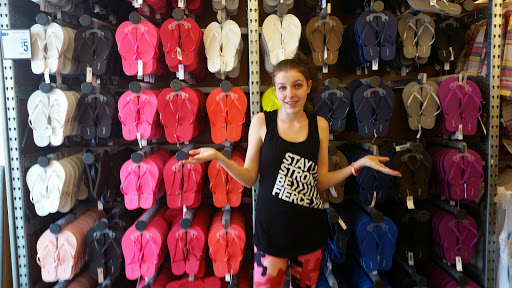 Clothing Store «Old Navy», reviews and photos, 253 Hartford Ave, Bellingham, MA 02019, USA