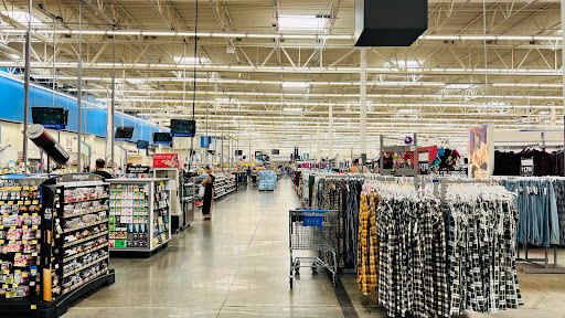 Department Store «Walmart Supercenter», reviews and photos, 100 Commons Dr, Parkesburg, PA 19365, USA
