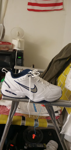 Shoe Store «Rack Room Shoes», reviews and photos, 3551 Jefferson Davis Hwy, Alexandria, VA 22305, USA