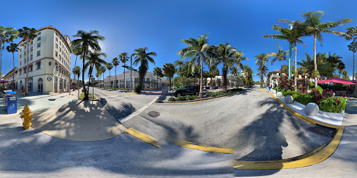 Sportswear Store «lululemon», reviews and photos, 846 Lincoln Rd #1a, Miami Beach, FL 33139, USA