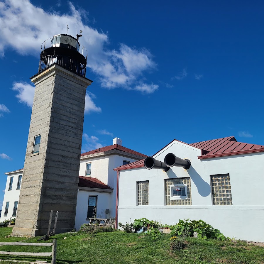 Beavertail Lighthouse Museum