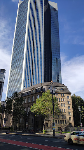 Mainzerr Landstrabe in Frankfurt