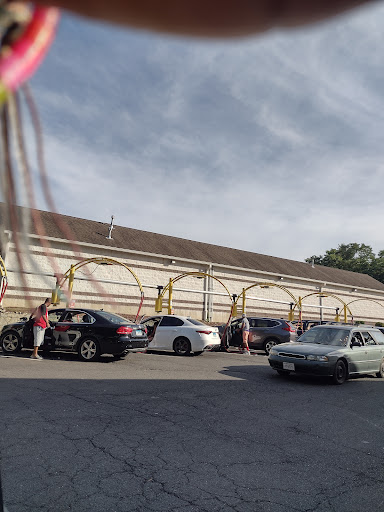 Car Wash «Personal Touch Waterbury Express Car Wash», reviews and photos, 1417 E Main St, Waterbury, CT 06705, USA