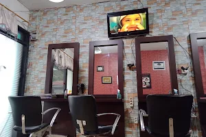 Hair Club Salon Kijang image