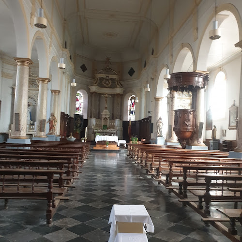 Beoordelingen van Eglise Notre-Dame-Alerne de Chastre in Gembloers - Kerk
