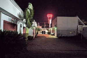 Motel Alto da Colina image