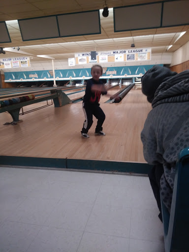 Bowling Alley «Laurel Duckpin Bowling Lanes», reviews and photos, 266 Main St, Winsted, CT 06098, USA
