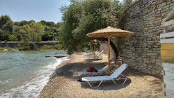 Monolithos Beach'in fotoğrafı ve yerleşim
