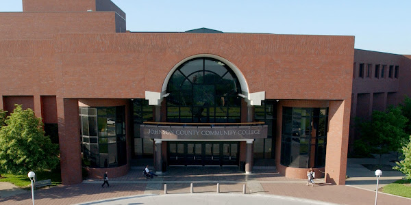 Midwest Trust Center at Johnson County Community College
