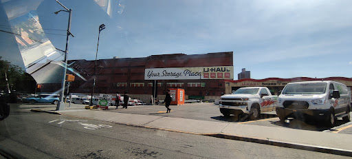 Truck Rental Agency «U-Haul Moving & Storage of Riverdale», reviews and photos, 230 W 230th St, Bronx, NY 10463, USA