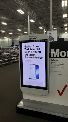 Electronics Store «Best Buy», reviews and photos, 30830 Orchard Lake Rd, Farmington Hills, MI 48334, USA