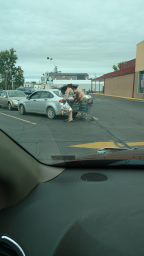 Grocery Store «Andover Sparkle Market», reviews and photos, 97 Public Sq, Andover, OH 44003, USA