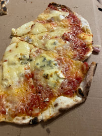 Plats et boissons du Pizzeria Le Petit Coin Pizza à Miramont-de-Guyenne - n°2