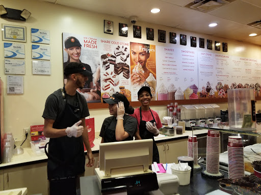 Ice Cream Shop «Cold Stone Creamery», reviews and photos, 2530 Aramingo Ave, Philadelphia, PA 19125, USA