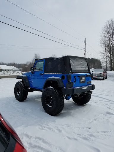 Royers Auto Sales in Newport, Vermont