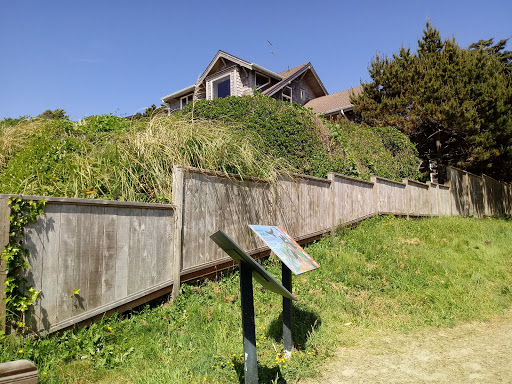 Tourist Attraction «Haystack Rock», reviews and photos, US-101, Cannon Beach, OR 97110, USA