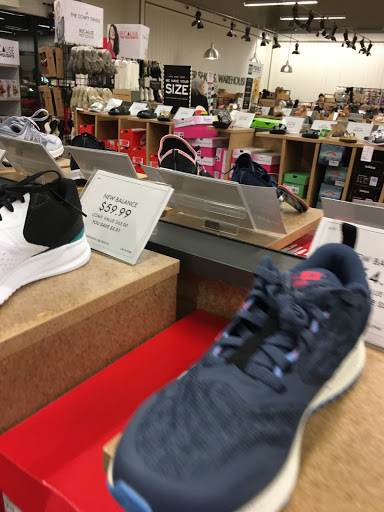 Shoe Store «DSW Designer Shoe Warehouse», reviews and photos, 7616 Farm to Market 1960 Rd W, Houston, TX 77069, USA