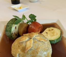 Les Moustaches photo