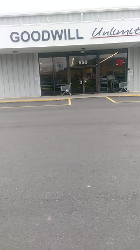 Thrift Store «Goodwill Unlimited», reviews and photos, 550 Hopewell Dr, Heath, OH 43056, USA