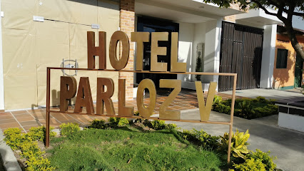 Hotel Parloz V