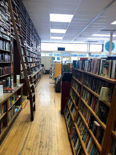 Used Book Store «Pearl Street Books», reviews and photos, 323 Pearl St, La Crosse, WI 54601, USA