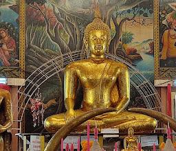 Wat Bang Phli Yai Nai photo