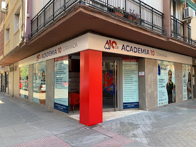 Academia 10 Granada - Facultad de Ciencias Cam. de Rda., 164, Ronda, 18003 Granada