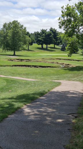 Golf Course «Spring Valley Golf Club», reviews and photos, 2300 Sandersville Rd, Lexington, KY 40511, USA