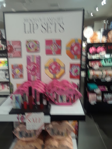 Cosmetics Store «SEPHORA inside JCPenney», reviews and photos, 4680 High Pointe Blvd, Harrisburg, PA 17111, USA