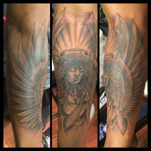 Tattoo Shop «Bloodeagle Tattoo Studio», reviews and photos, 406 S Craig St, Pittsburgh, PA 15213, USA