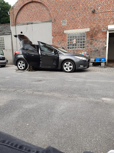 Beoordelingen van Car Wash Laurent in Charleroi - Autowasstraat