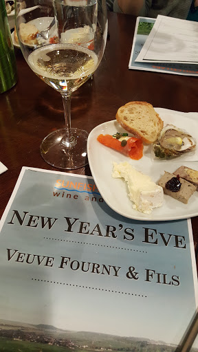 Wine Store «Sunfish Cellars Wine & Spirits», reviews and photos, 803 Sibley Memorial Hwy, St Paul, MN 55118, USA