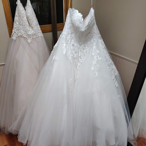 Bridal Shop «Encore Consignment & Bridal Boutique», reviews and photos, 311 N Riverfront Dr, Mankato, MN 56001, USA