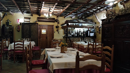 Mesón Restaurante Los Pajares - Av. Extremadura, 16, 06830 La Zarza, Badajoz, Spain