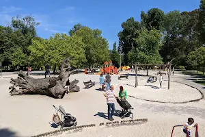 Parque Infantil de Isabel la Católica image