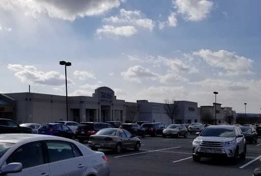 Clothing Store «Ross Dress for Less», reviews and photos, 1023 Edwards Ferry Rd NE, Leesburg, VA 20176, USA