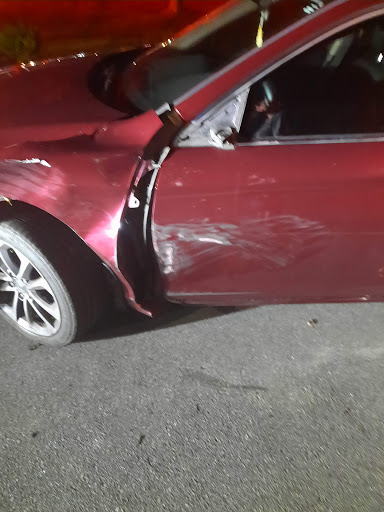 Auto Body Shop «ABRA Auto Body & Glass», reviews and photos, 3801 Market St, Wilmington, NC 28403, USA